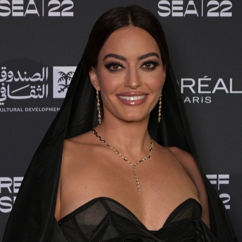 أبرز المؤثرات اللواتي غيّرن مفاهيم الجمال بمناسبة يوم المرأة العالمي ..استلهمي أسلوبهن