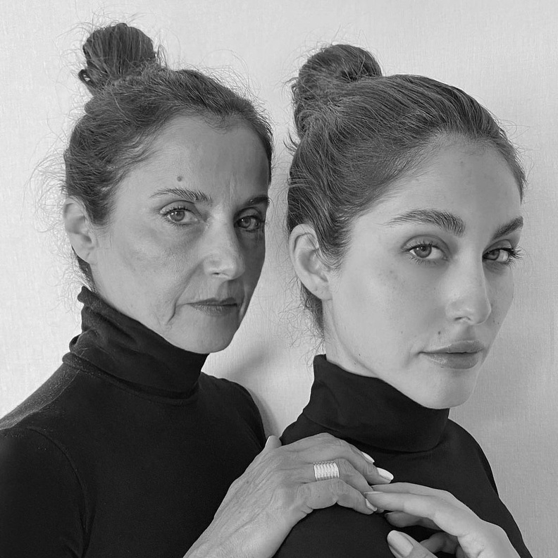 المؤثرة الإجتماعية ومدونة الموضة نور عريضة مع والدتها نيلا عريضة 