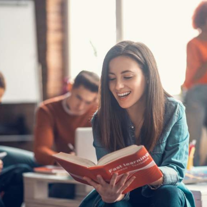 4 فوائد لتطوير الذات عند تعلم لغة أجنبية جديدة