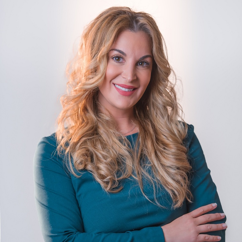 ليلى طارق المعينا