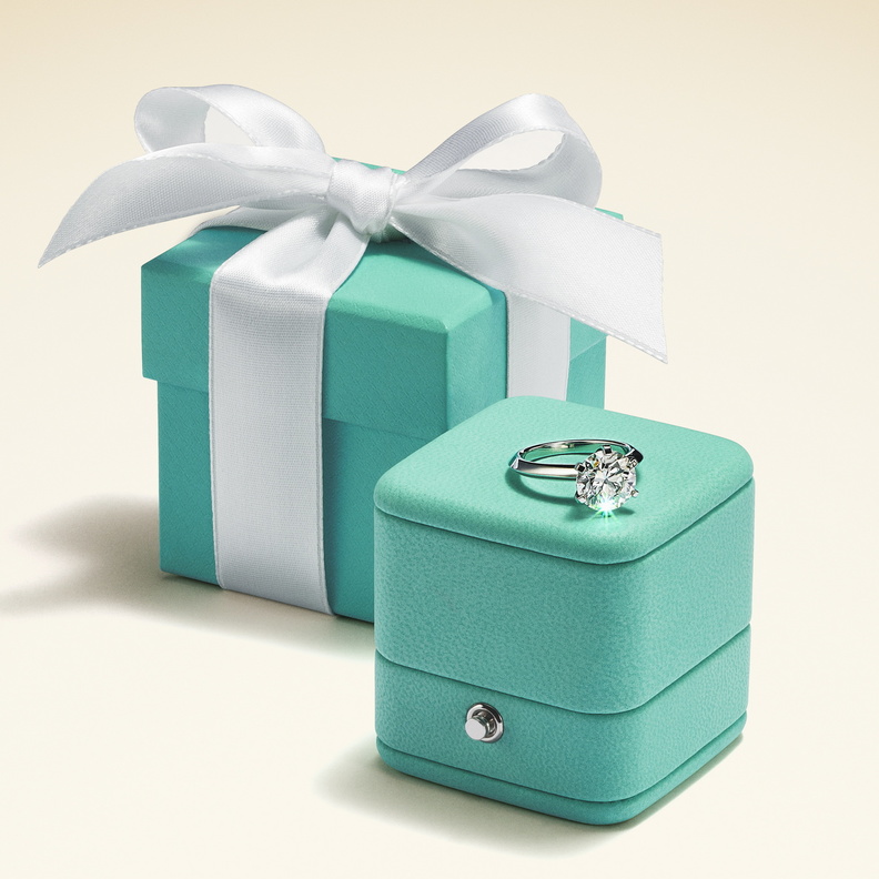 صندوق Tiffany Blue Box الشهير