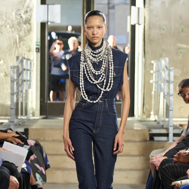 7 منصات عرض تألق فيها اللؤلؤ لربيع وصيف 2023