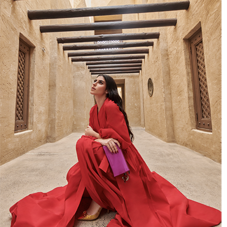 جلسة تصويرية خاصة بدار CH Carolina Herrera و"هي" تحت عنوان Ramadan Charm