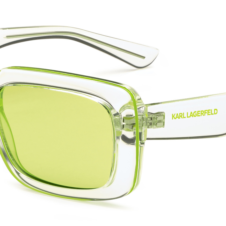 علامة "KARL LAGERFELD" تعلن عن مجموعة النظارات الشمسية لربيع وصيف 2023