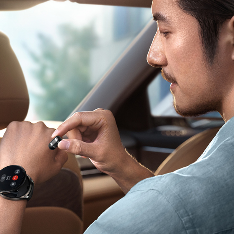 كيفية توصيل ساعة HUAWEI WATCH Buds بسهولة بأجهزة Android و iOS
