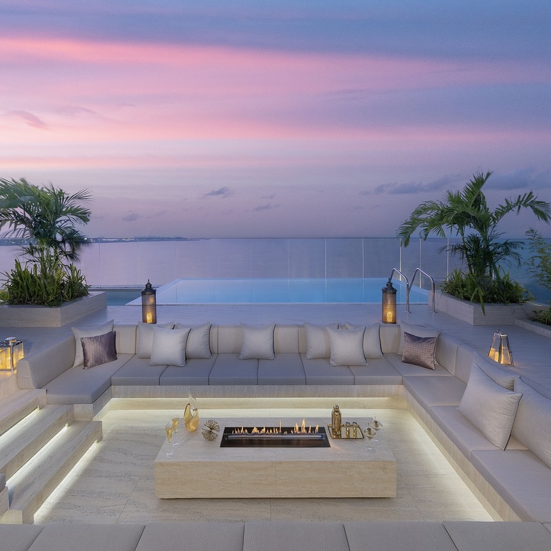 ماندارين أورينتال جميرا دبي يكشف النقاب عن جناح البنتهاوس الملكي