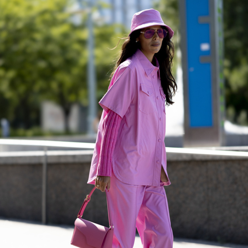 تنسيق لوك لافت بالقميص المميّز من Street style