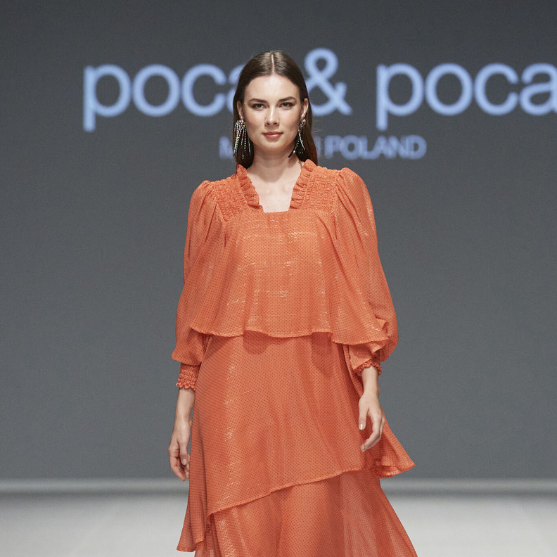 إطلالات أنيقة لعيد الأم 2023 بستايل مميز يناسب ذوقك