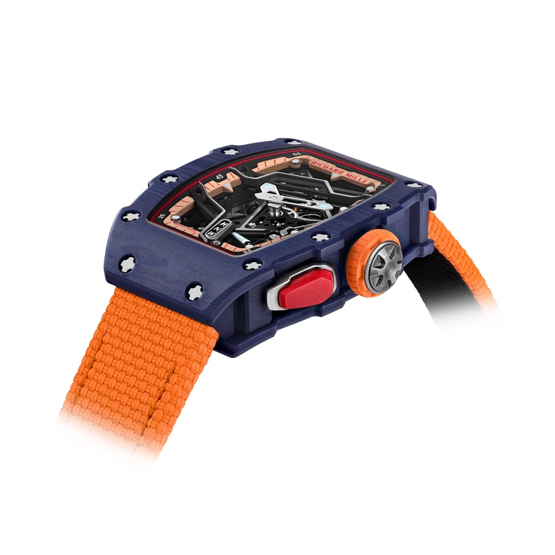 أول ساعة رياضية نسائية تأتي في مجموعة ريتشارد ميل تطرح ساعة 07-04 RM الأوتوماتيكية الرياضية