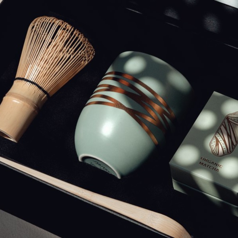 مجموعة: Future Solution LX Enmei من Shiseido