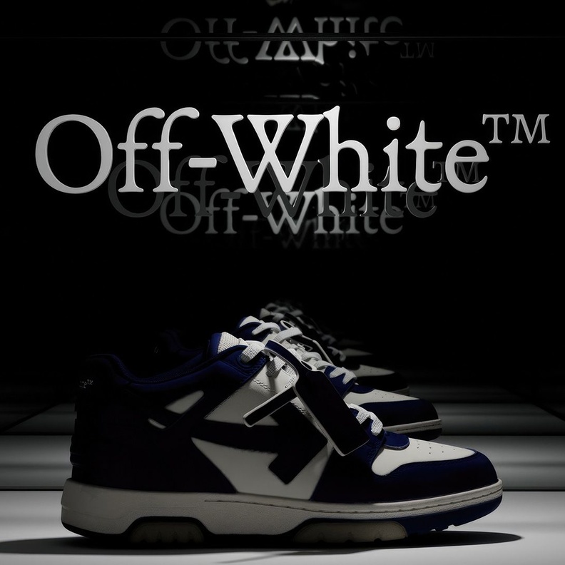 حذاء سنيكرز