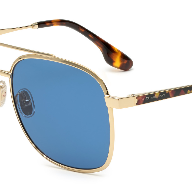 علامة "VICTORIA BECKHAM" نقدم النظارات الشمسية لربيع وصيف 2023