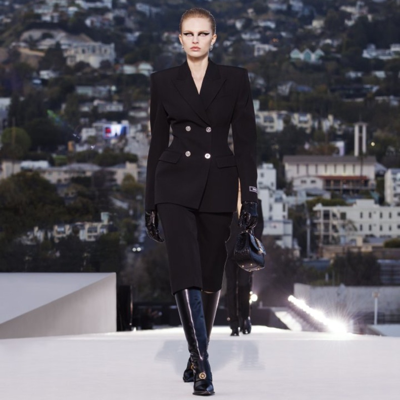 Versace مجموعة خريف وشتاء 2023