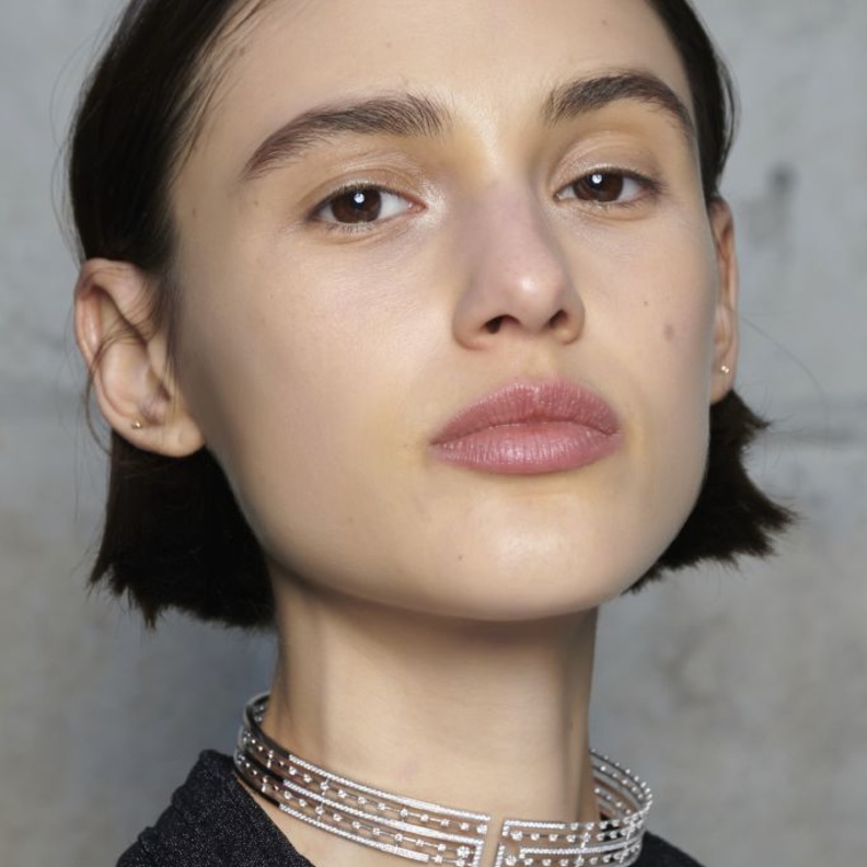 شفاهك داكنة؟ تعلمي طرق لتوريد شفاهك قبل مناسبة عيد اللأم