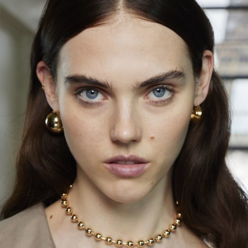 خياراتنا لمجموعة الهدايا من مستحضرات العناية بالبشرة المناسبة لكل أم