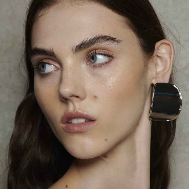 تخلصي من شامات الجسم والوجه بطرق تجميلية سريعة