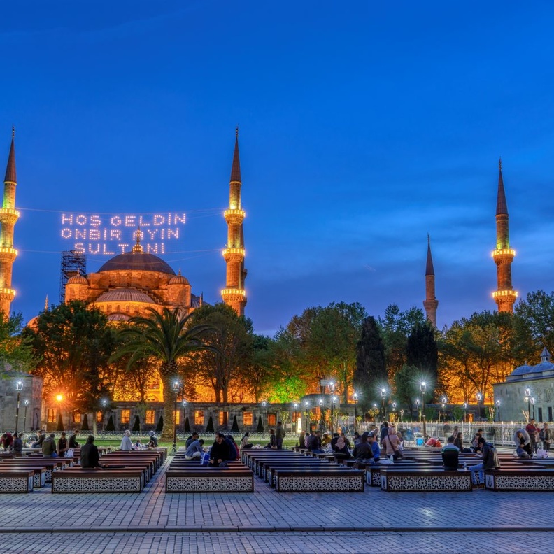 أشهر العادات والتقاليد الرمضانية في مدينة إسطنبول التركية