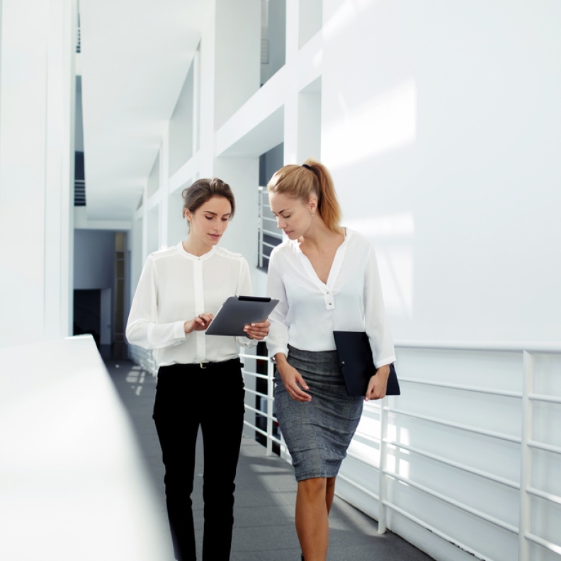 اصنعي لنفسك خدمة تنافسية تميزك عن الآخرين