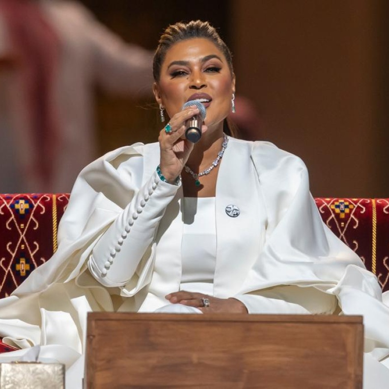 ليلة من الماضي الجميل مع الفناناتين "داليا مبارك" و"وعد" في الرياض