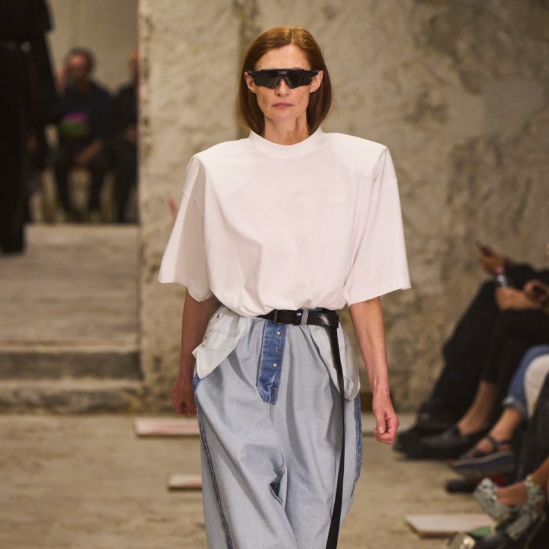 7  دور قدّمت إطلالات ضخمة الأحجام لربيع وصيف 2023