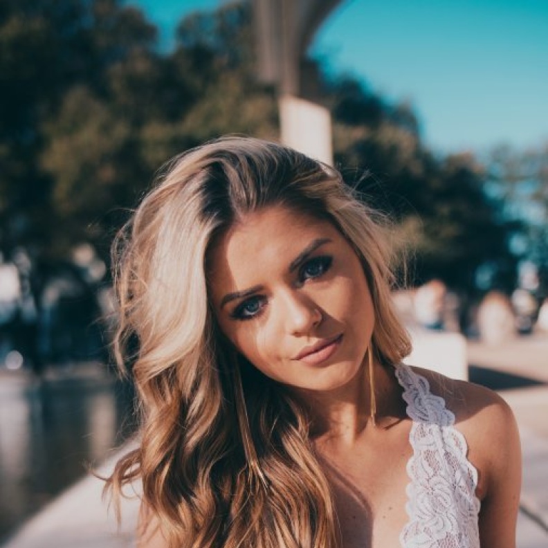 أمور يجب عليكِ القيام بها قبل سن الـ 30 لتطوير ذاتك ...لا تغفليها