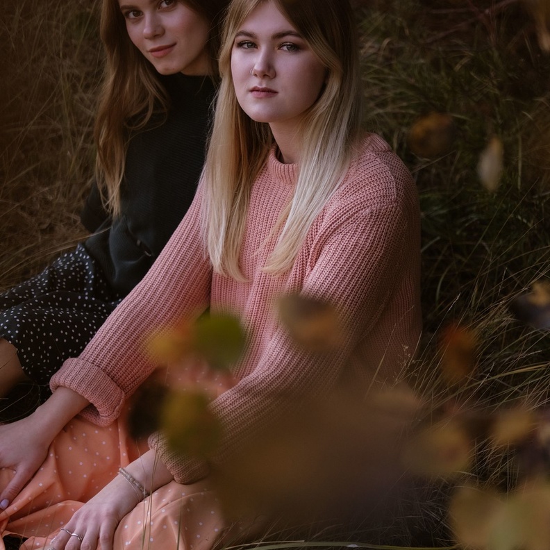 الصداقة الحقيقية كّنز من كنوز الحياة...إليك مواصفاتها لاختيار الأفياء خلال مسيرتك