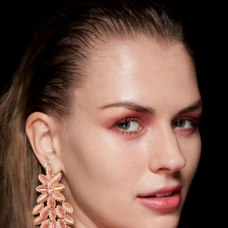 رسمات مكياج وردي بأساليب مختلفة لإطلالة مبهجة خلال أيام عيد الفطر