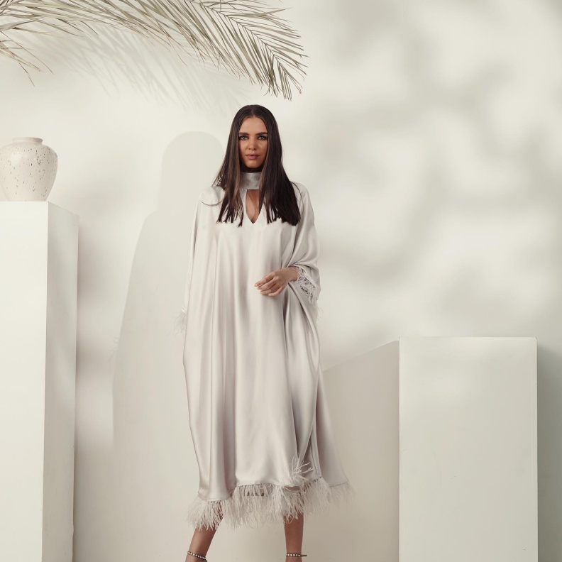 عبايات للعروس انستقرام@shadenabayas