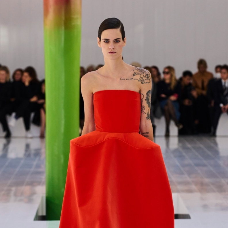 7 دور اختارت الأحمر لربيع وصيف 2023