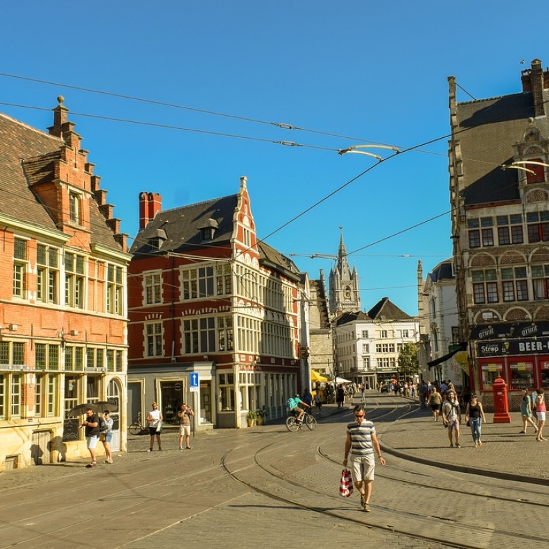 وجهات سفر رومانسية للاستمتاع بعطلة عيد الفطر بواسطة dimitrisvetsikas1969