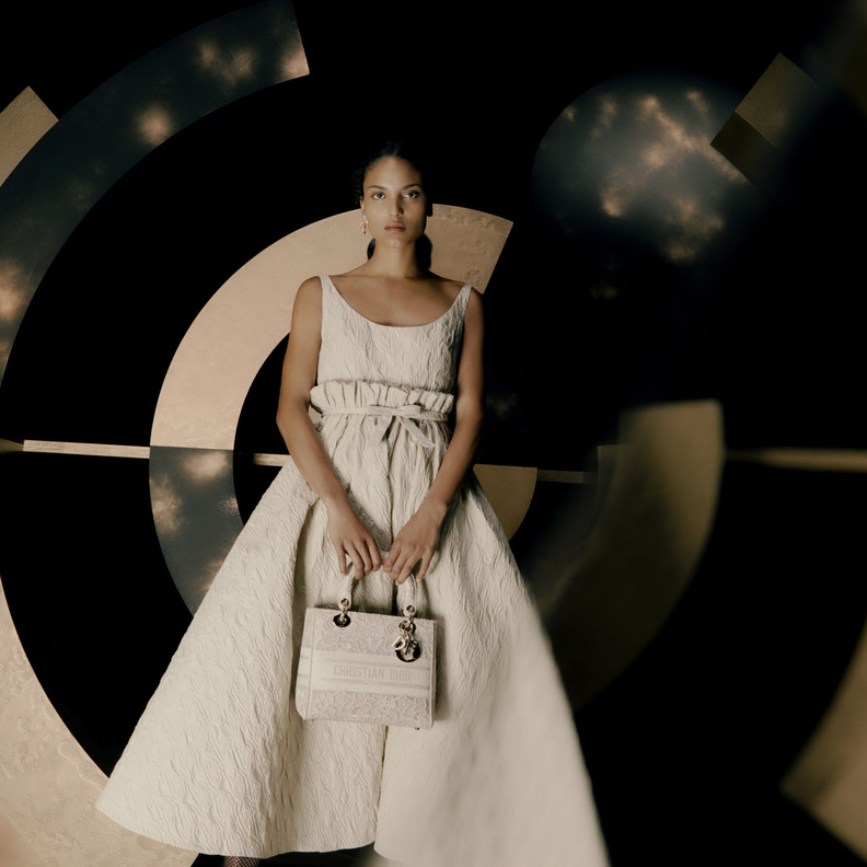 تصاميم أيقونية من مجموعة Dior Or