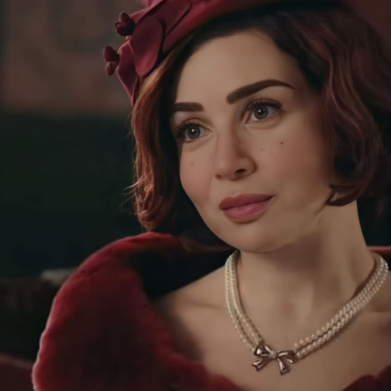 إطلالات جمالية من الحقبات الماضية تألقت بها النجمات في مسلسلات رمضان 2023 ..استلهمي منهن