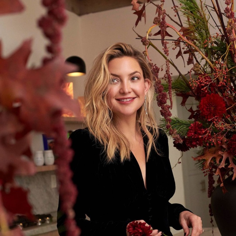 استلهمي إطلالة مجوهرات عيد الفطر من تصاميم كيت هدسون Kate Hudson