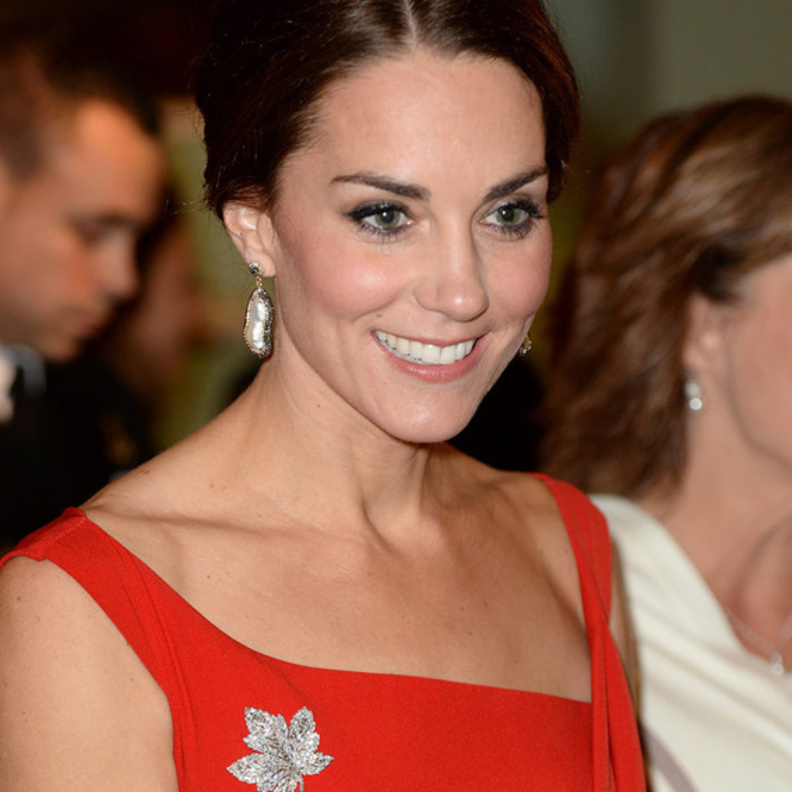 هذه هي قطعة المجوهرات الملكية الأكثر فخامة على مر التاريخ؟