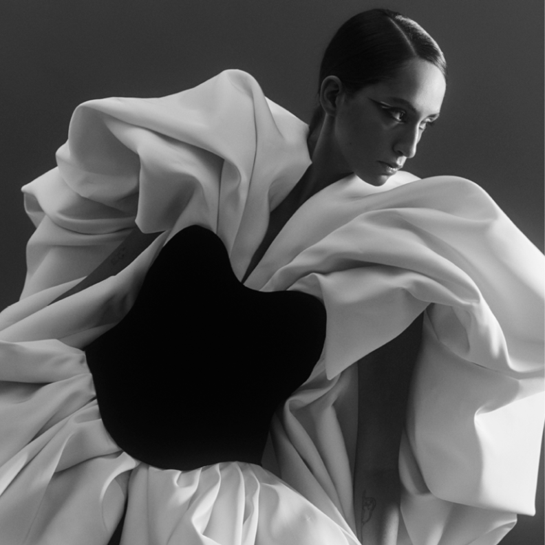 Haute Couture GOES MODERN... نظرة مختلفة وعصرية ومرحة للغاية