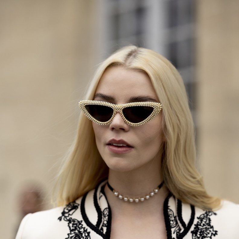 موضة النظارات الكلاسيكية والموديلات الشيك