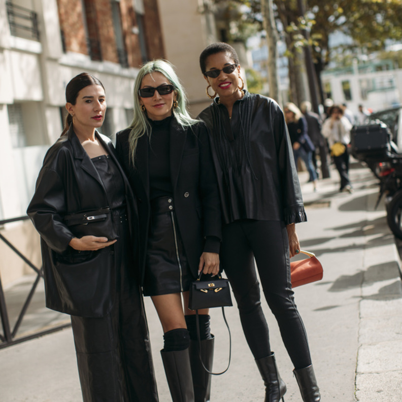 إطلالات باللّون الأسود بأسلوب Street style