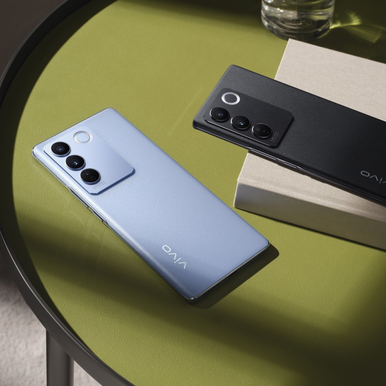 فيفو تكشف النقاب عن هاتف V27 