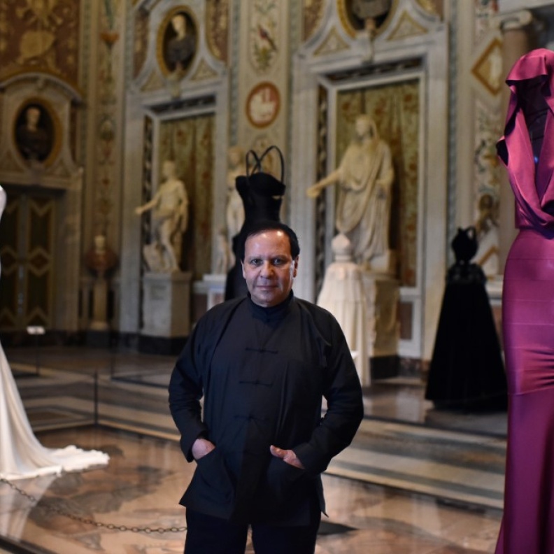 المصمم التونسي العالمي عزالدين عليا 