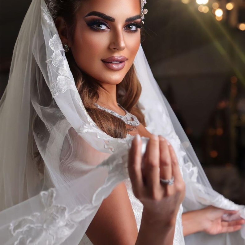 خبيرة التجميل "وفاء بن محفوظ" لـ "هي": المكياج الكلاسيكي هو الأبرز في موضة مكياج عروس 2023