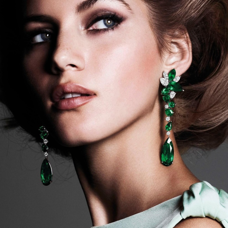 أشكال أقراط ذهب فخمة مرصعة بالزمرد حجر شهر مايو