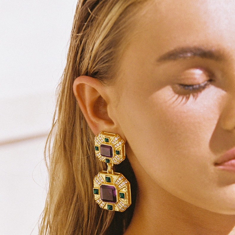 أحجار كريمة ترتبط بالحب الأبدي