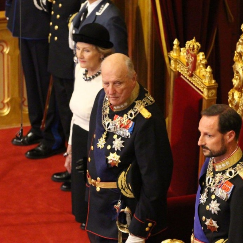 الأمير هاكون يكشف آخر تطورات الصحية لوالده ملك النرويج بعد أزمته الأخيرة