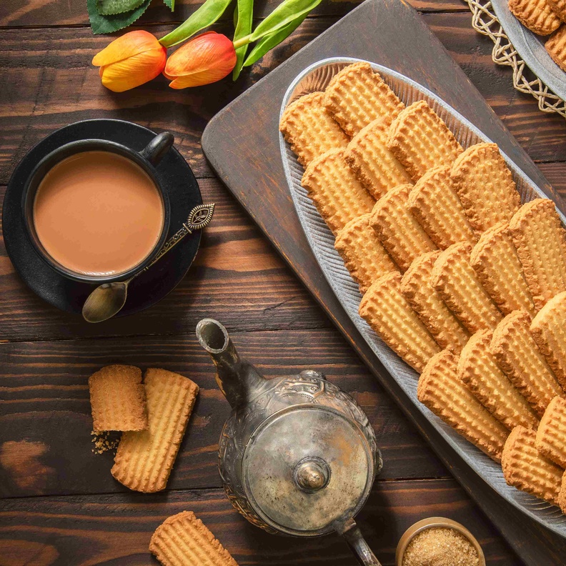 البسكويت ألذ وجبة خفيفة مع الشاي والقهوة