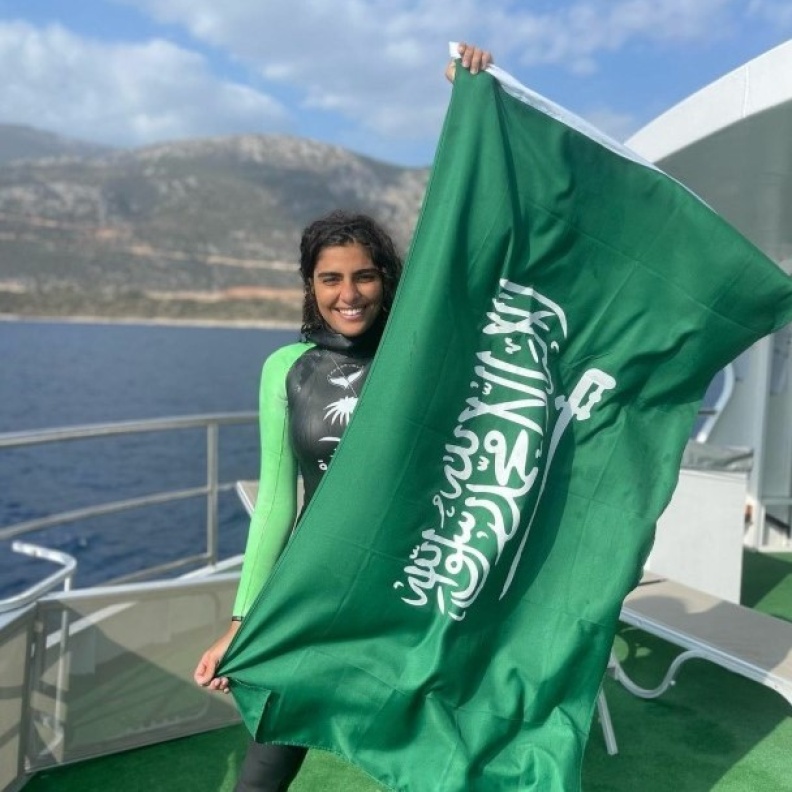 مشاركة أخضر الغوص في بطولة العالم للغوص الحر