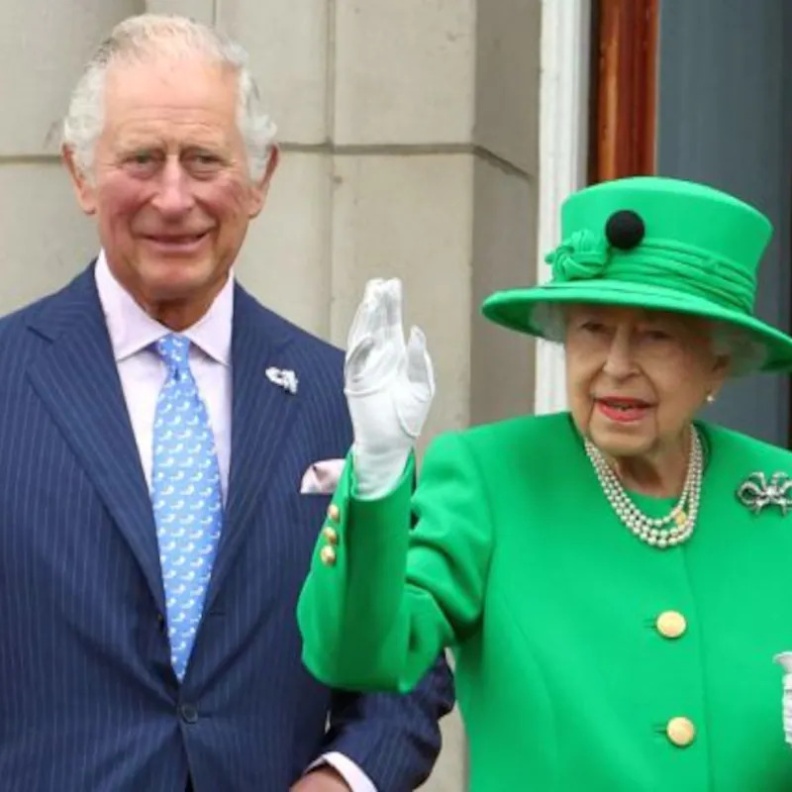 الملك تشارلز أصبح أكثر ثراء من والدته الراحلة الملكة إليزابيث الثانية