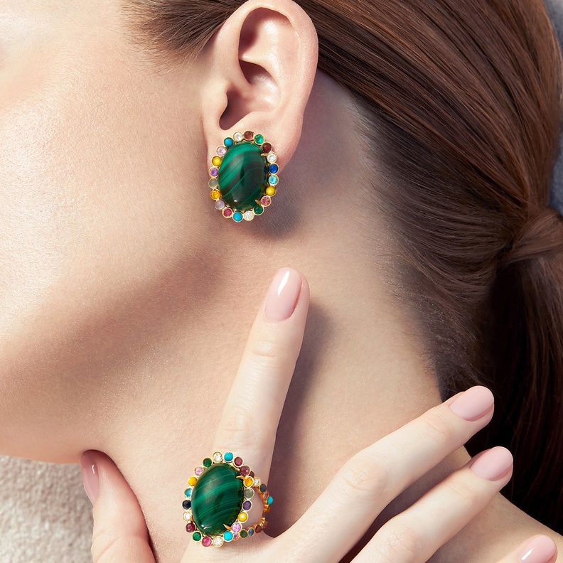 تألقي بأجمل مجوهرات أحجار كريمة ملونة