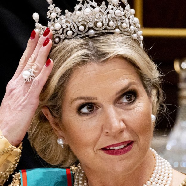 تعرفي على الخواتم المبهرة التي حصلت عليها الملكة ماكسيما من زوجها