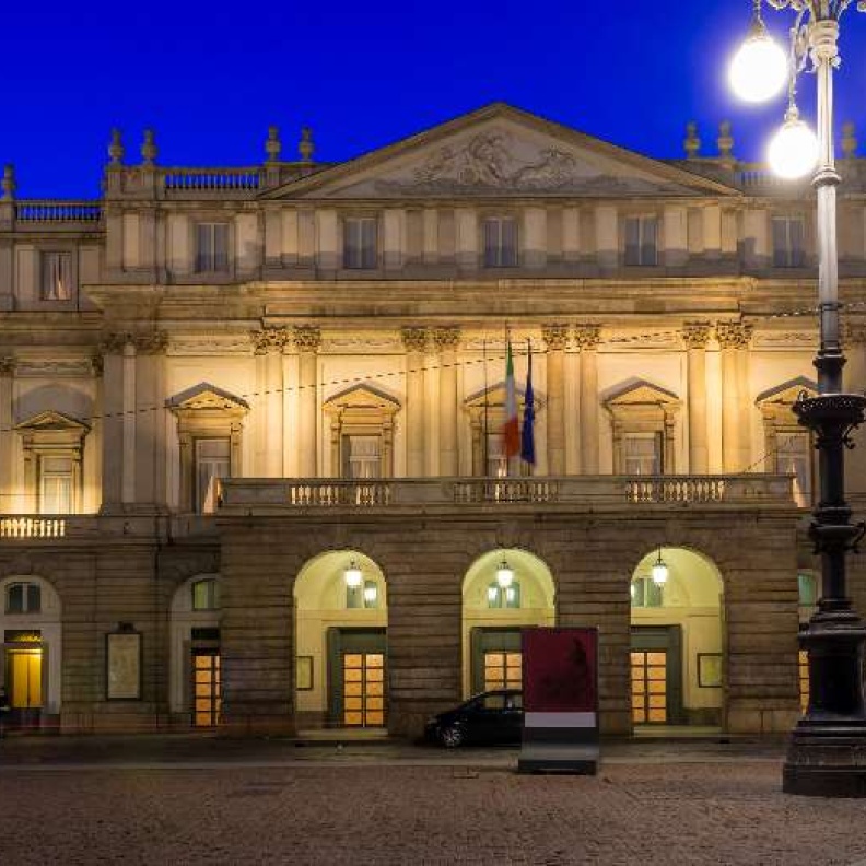 دار الأوبرا لا سكالا La Scala Opera House - ميلان، إيطاليا