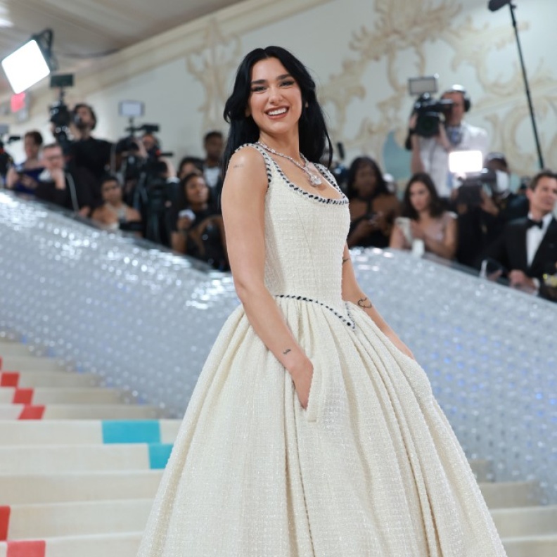 كارل لاغرفيلد نجم Met Gala 2023 بامتياز